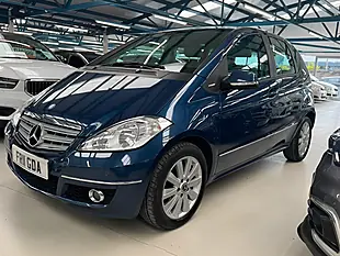 Used 2011 Mercedes-Benz a Class Avantgarde Se Blue - Interior and Exterior details 2