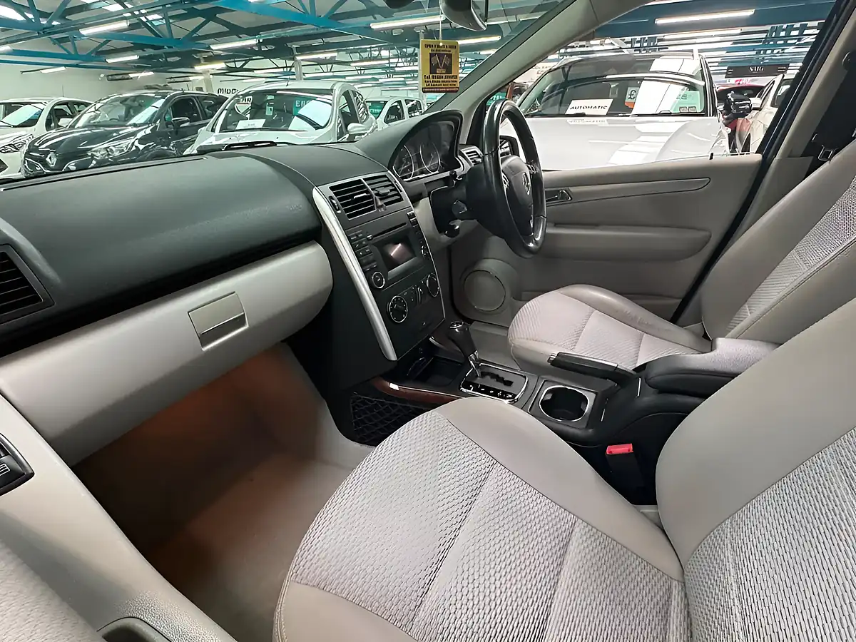 Used 2011 Mercedes-Benz a Class Avantgarde Se Blue - Interior and Exterior details 20