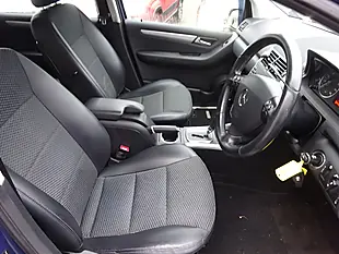 Used 2011 Mercedes-Benz a Class Avantgarde Se Blue - Interior and Exterior details 11