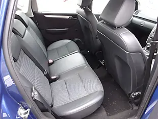 Used 2011 Mercedes-Benz a Class Avantgarde Se Blue - Interior and Exterior details 12