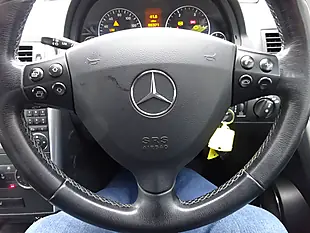 Used 2011 Mercedes-Benz a Class Avantgarde Se Blue - Interior and Exterior details 13