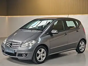 Used 2011 Mercedes-Benz a-Class Avantgarde Se Mountain Grey - Interior and Exterior details 16