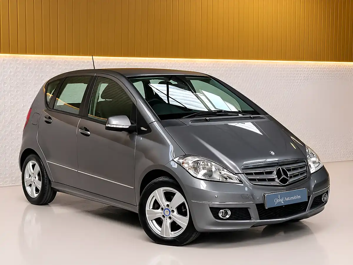 Used 2011 Mercedes-Benz a-Class Avantgarde Se Mountain Grey - Interior and Exterior details 8