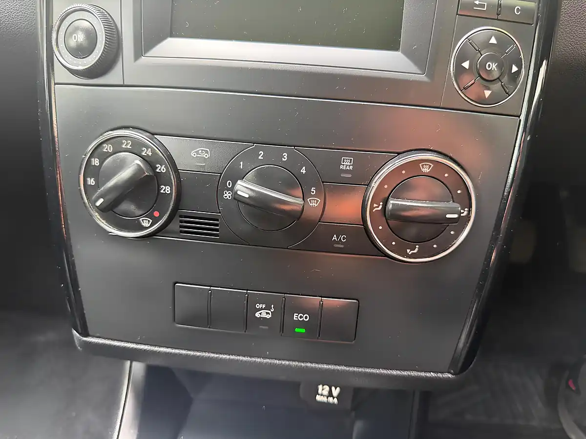 Used 2011 Mercedes-Benz a Class Classic Se Black - Interior and Exterior details 15