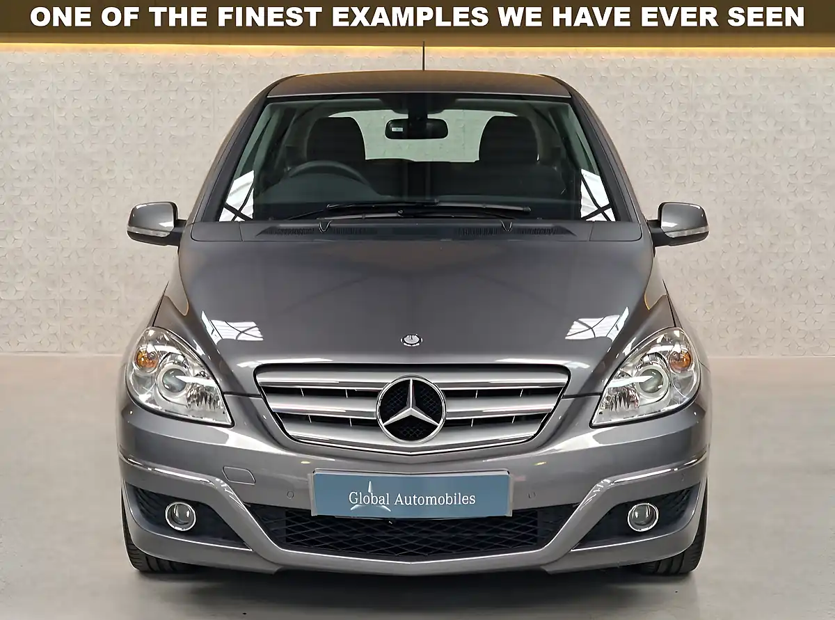 Used 2011 Mercedes-Benz B-Class Se Mountain Grey - Interior and Exterior details 4