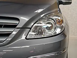 Used 2011 Mercedes-Benz B-Class Se Mountain Grey - Interior and Exterior details 8