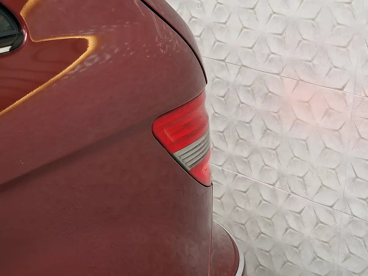 Used 2011 Mercedes-Benz B-Class Sport Saturn Red Metallic - Interior and Exterior details 17