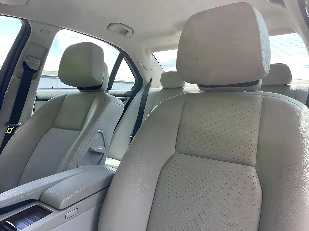 Used 2011 Mercedes-Benz C Class Elegance Magnetite Black - Interior and Exterior details 20