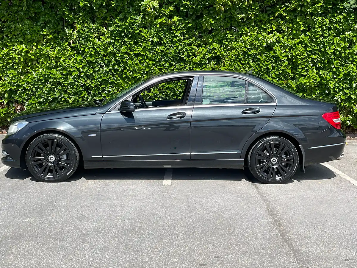 Used 2011 Mercedes-Benz C Class Elegance Magnetite Black - Interior and Exterior details 7