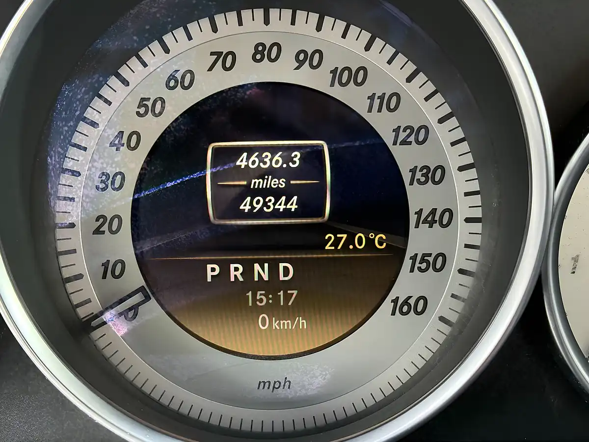 Used 2011 Mercedes-Benz C Class Sport Edition Silver - Interior and Exterior details 16