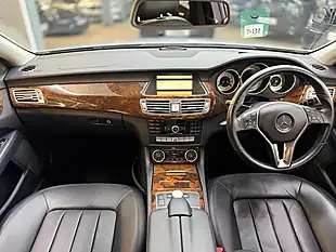 Used 2011 Mercedes-Benz Cls 13X Services, Sat Nav & Leather Silver - Interior and Exterior details 15