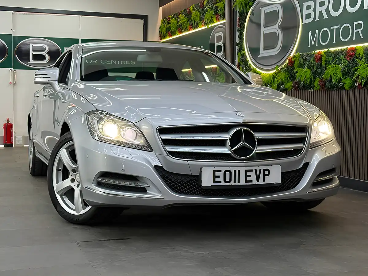 Used 2011 Mercedes-Benz Cls 13X Services, Sat Nav & Leather Silver - Interior and Exterior details 3