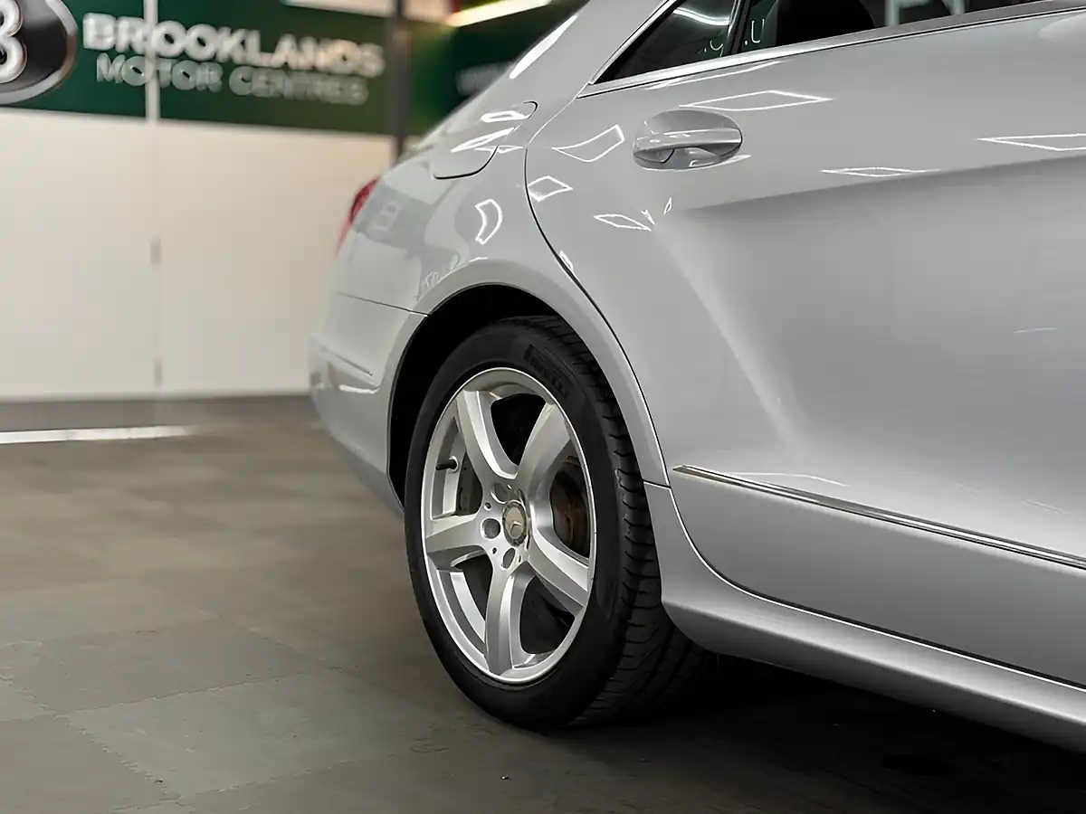 Used 2011 Mercedes-Benz Cls 13X Services, Sat Nav & Leather Silver - Interior and Exterior details 9