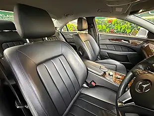 Used 2011 Mercedes-Benz Cls Blueefficiency [13X Services, Sat Nav & Leather] Silver - Interior and Exterior details 4