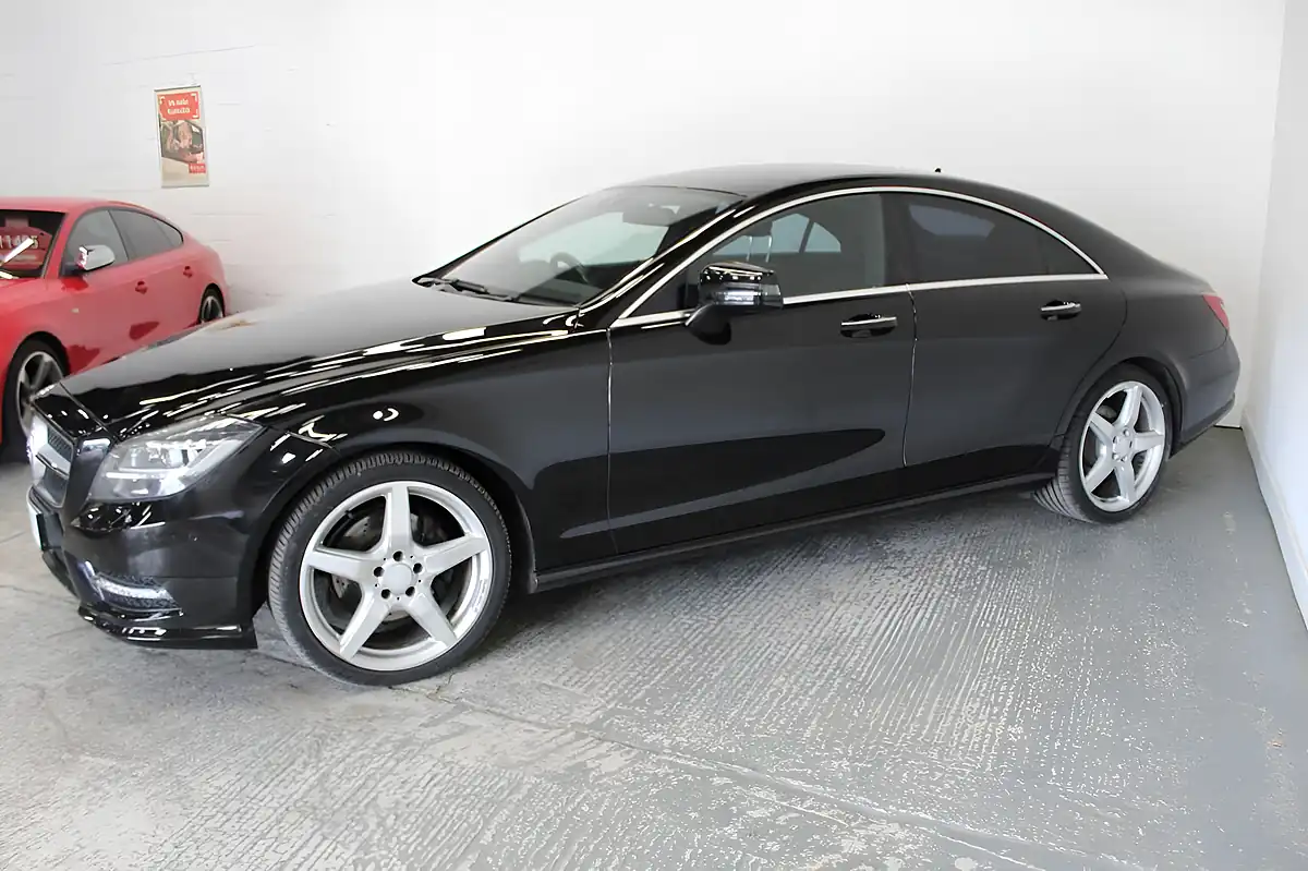 Used 2011 Mercedes-Benz Cls Sport Black - Interior and Exterior details 4