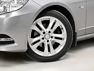 Used 2011 Mercedes-Benz E-Class Avantgarde Palladium Silver - Interior and Exterior details 11