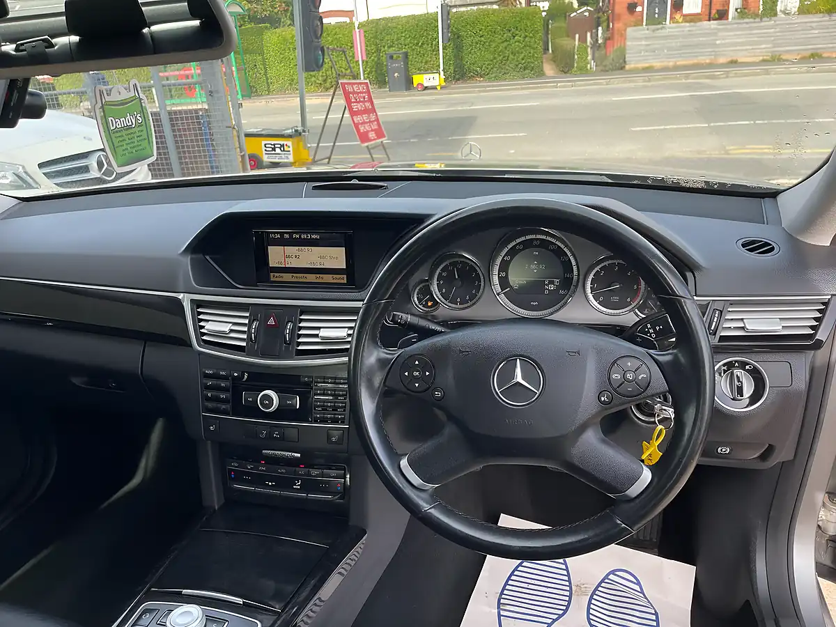 Used 2011 Mercedes-Benz E Class Avantgarde Silver - Interior and Exterior details 7