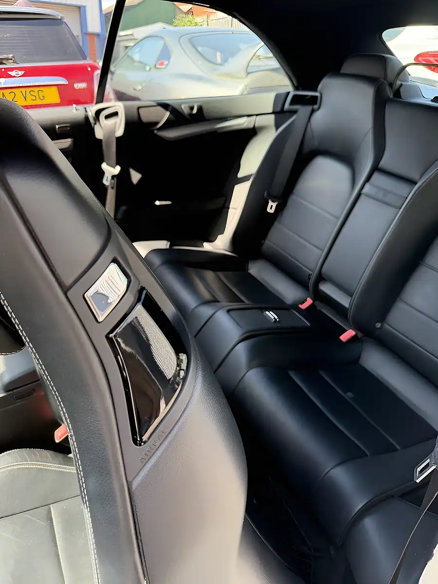 Used 2011 Mercedes-Benz E Class Blueefficiency Sport Silver - Interior and Exterior details 20