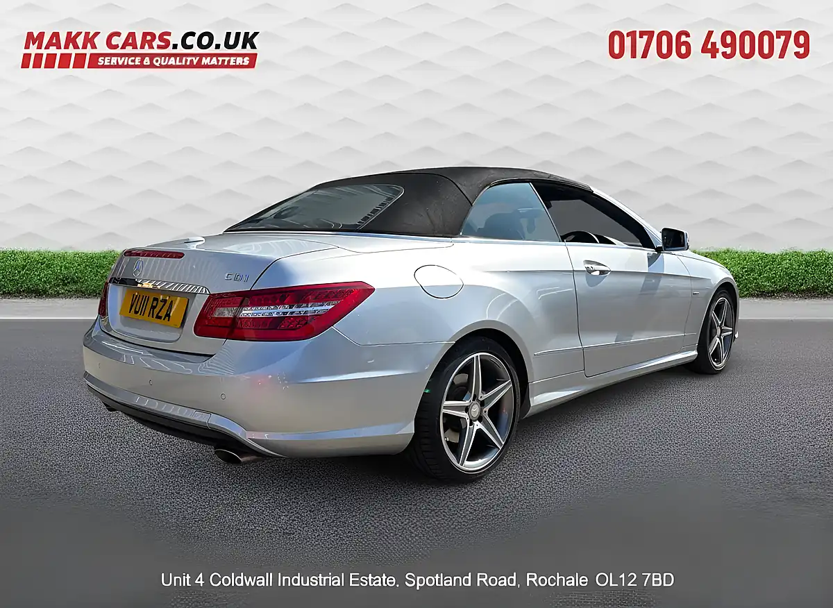 Used 2011 Mercedes-Benz E Class Blueefficiency Sport Silver - Interior and Exterior details 4