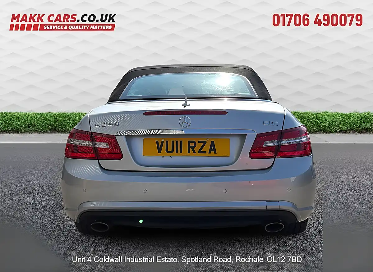 Used 2011 Mercedes-Benz E Class Blueefficiency Sport Silver - Interior and Exterior details 8