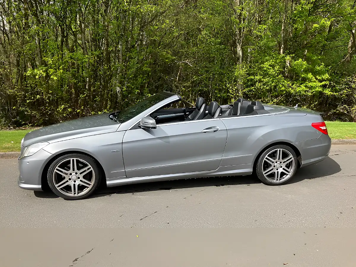 Used 2011 Mercedes-Benz E Class Sport Cabriolet Silver - Interior and Exterior details 9
