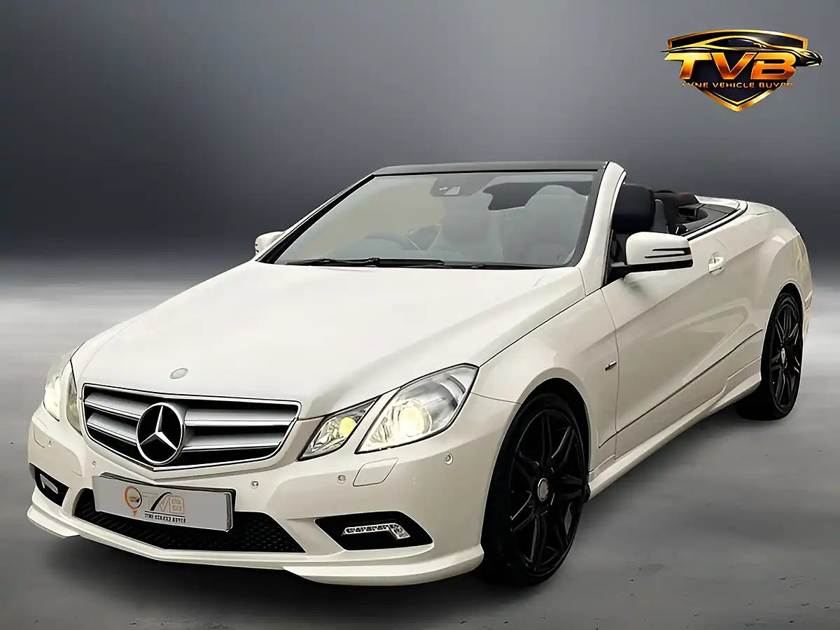 Used 2011 Mercedes-Benz E Class Sport Diamond White - Interior and Exterior details 2