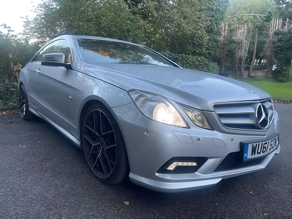 Used 2011 Mercedes-Benz E Class Sport Silver - Interior and Exterior details 8