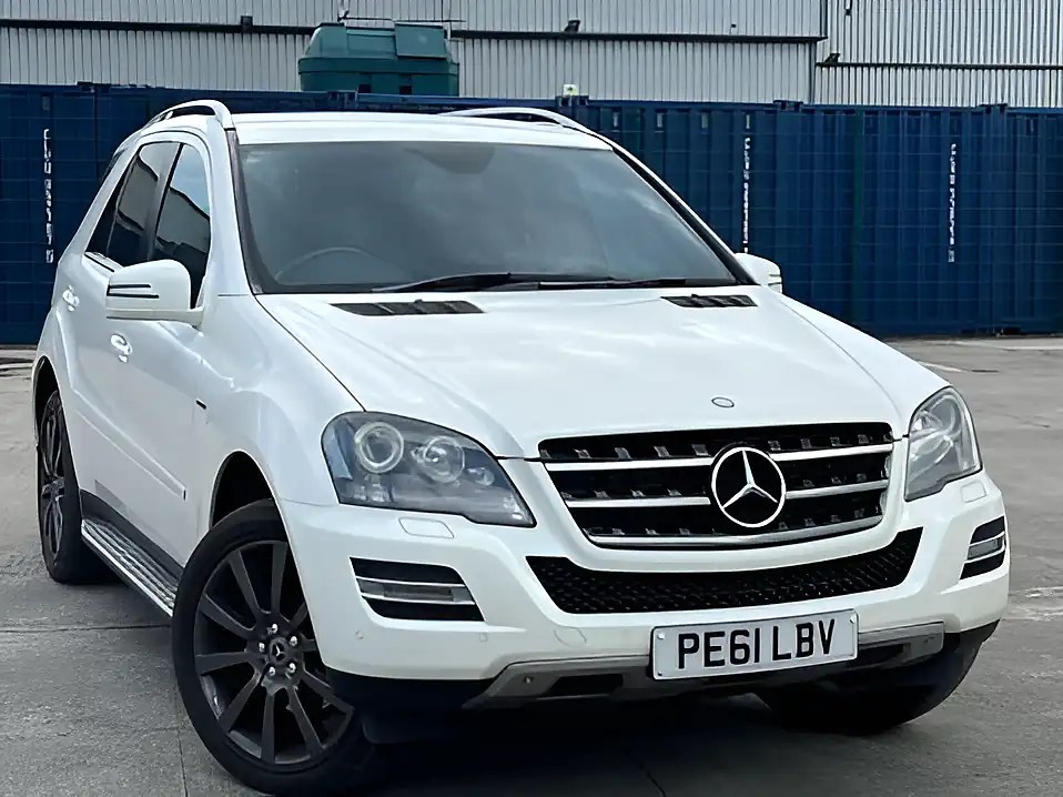 Used 2011 Mercedes-Benz M Class Grand Edition Diamond White - Interior and Exterior details 6