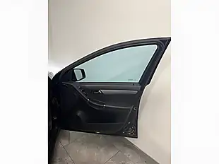 Used 2011 Mercedes-Benz R Class L Black - Interior and Exterior details 12