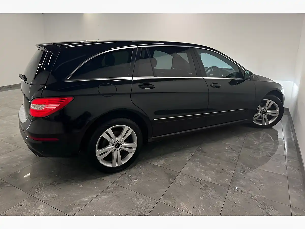 Used 2011 Mercedes-Benz R Class L Black - Interior and Exterior details 8
