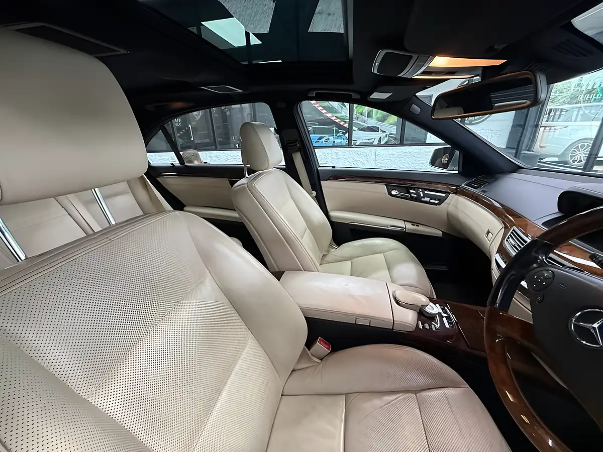Used 2011 Mercedes-Benz S Class S350L Silver - Interior and Exterior details 13