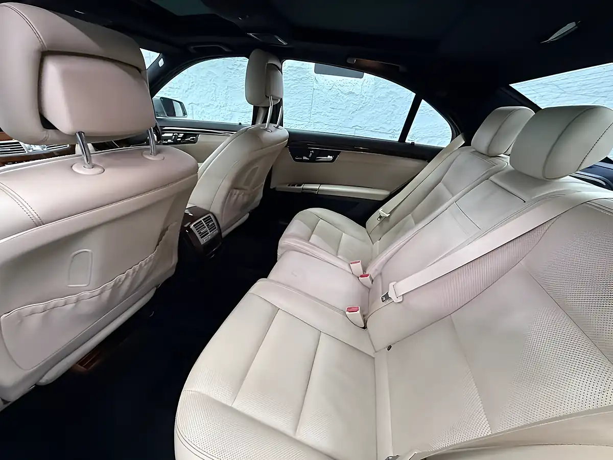 Used 2011 Mercedes-Benz S Class S350L Silver - Interior and Exterior details 18