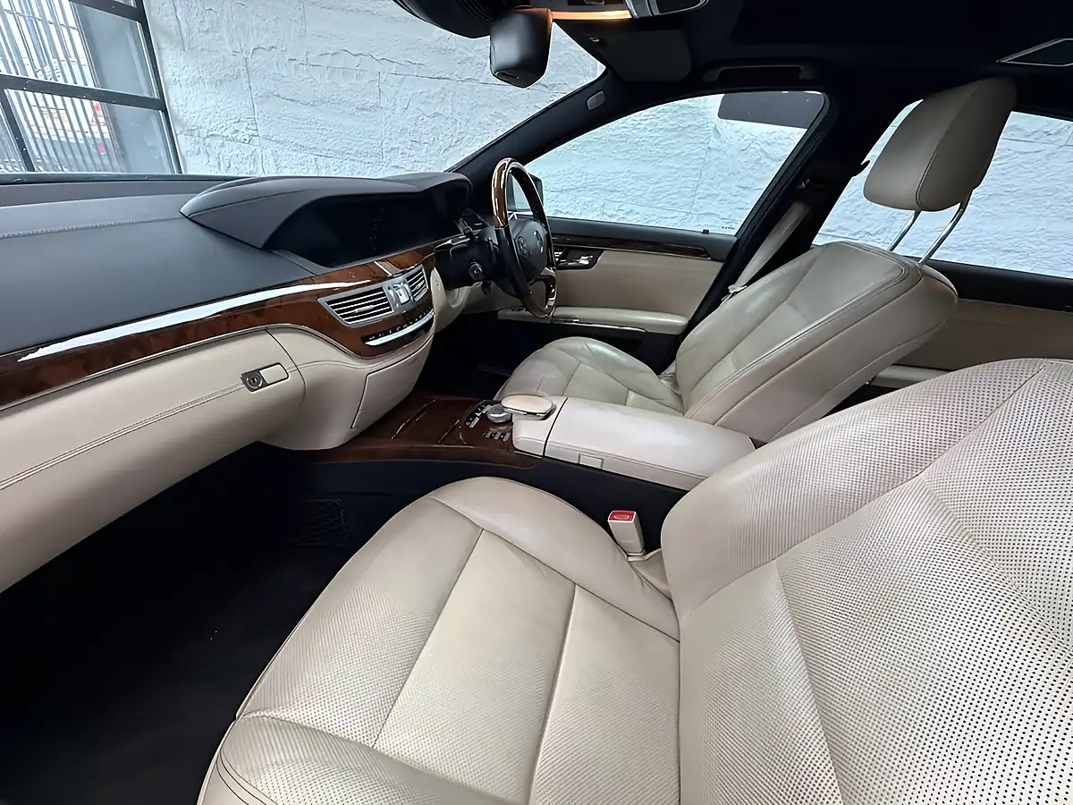 Used 2011 Mercedes-Benz S Class S350L Silver - Interior and Exterior details 20