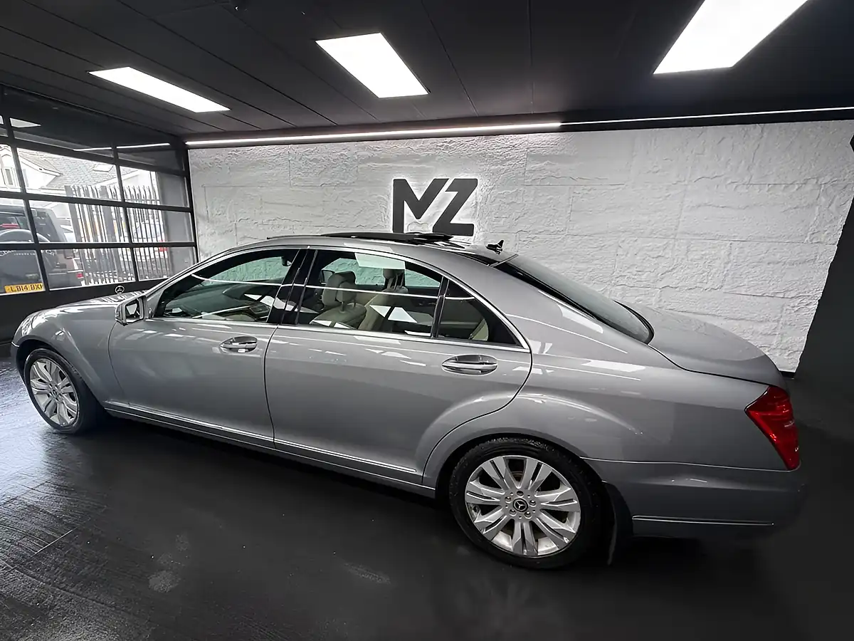 Used 2011 Mercedes-Benz S Class S350L Silver - Interior and Exterior details 4