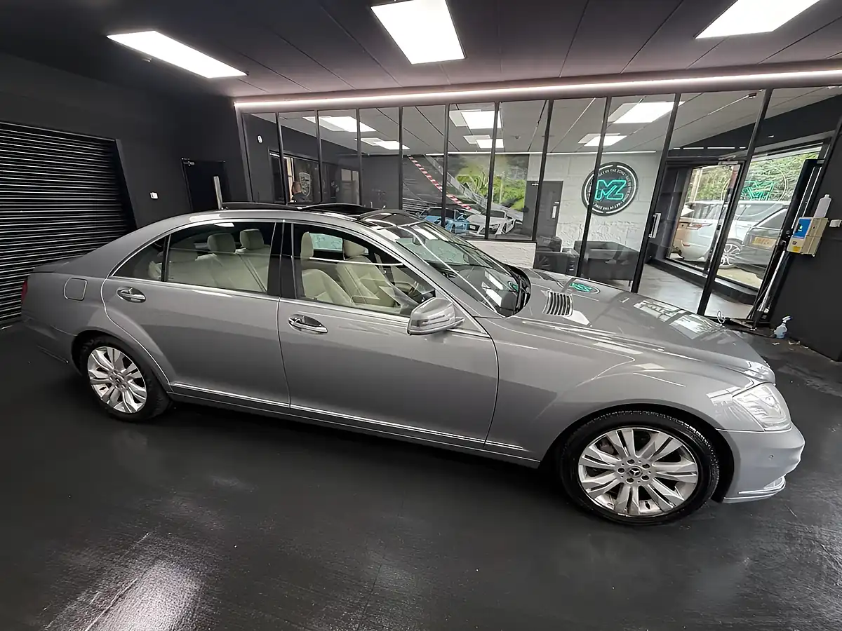 Used 2011 Mercedes-Benz S Class S350L Silver - Interior and Exterior details 7