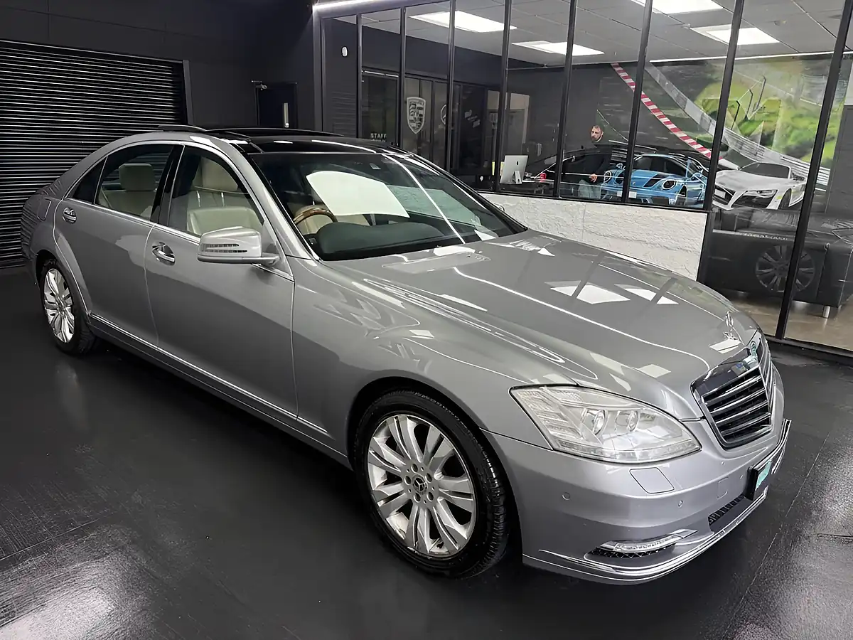 Used 2011 Mercedes-Benz S Class S350L Silver - Interior and Exterior details 8