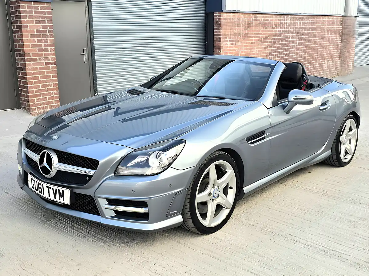 Used 2011 Mercedes-Benz Slk AMG Sport Edition 125 Silver - Interior and Exterior details 10