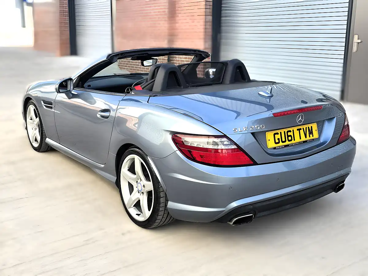 Used 2011 Mercedes-Benz Slk AMG Sport Edition 125 Silver - Interior and Exterior details 12