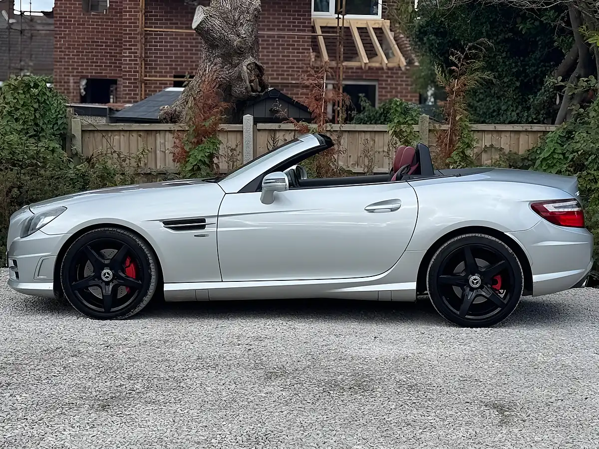 Used 2011 Mercedes-Benz Slk AMG Sport Edition 125 Silver - Interior and Exterior details 10
