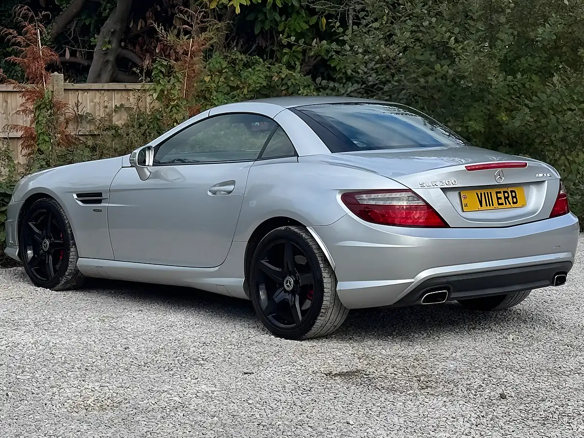 Used 2011 Mercedes-Benz Slk AMG Sport Edition 125 Silver - Interior and Exterior details 4