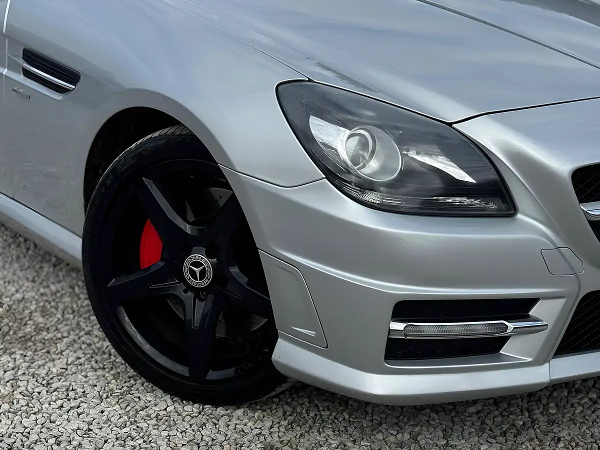 Used 2011 Mercedes-Benz Slk AMG Sport Edition 125 Silver - Interior and Exterior details 5