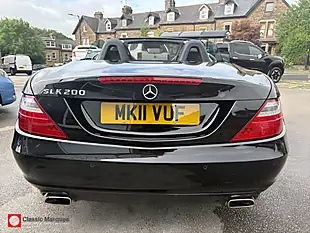 Used 2011 Mercedes-Benz Slk Blueefficiency Black - Interior and Exterior details 10