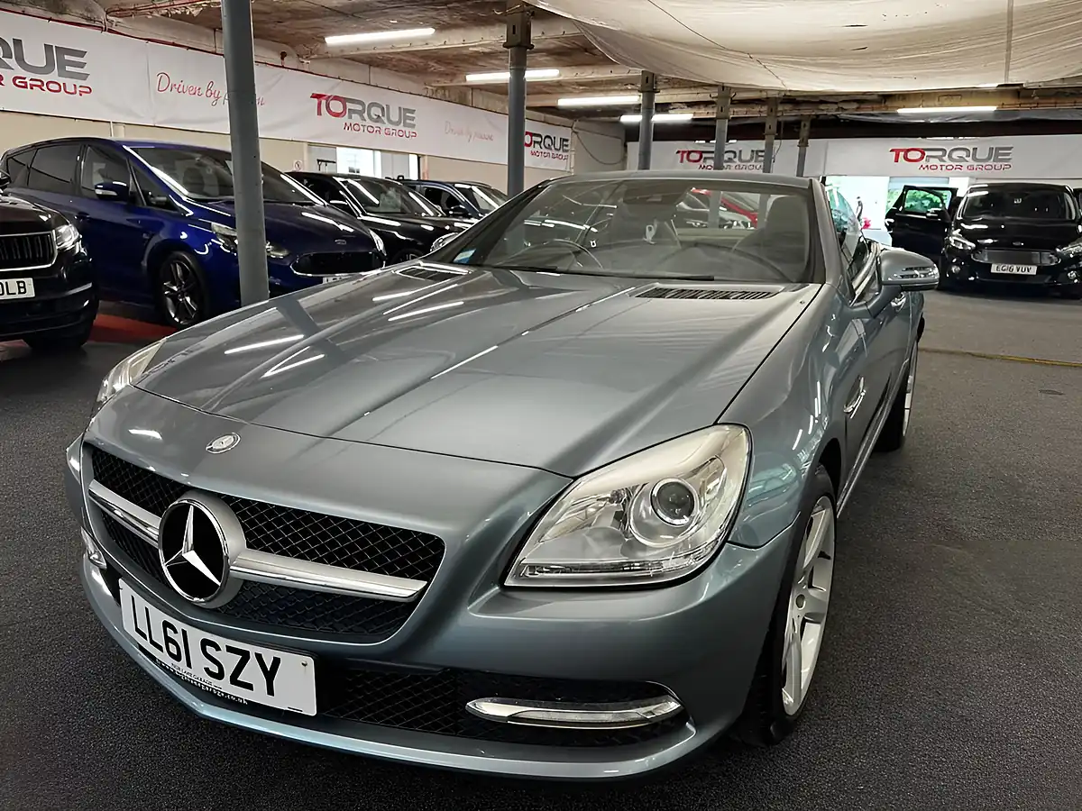 Used 2011 Mercedes-Benz Slk Edition 125 Silver - Interior and Exterior details 4