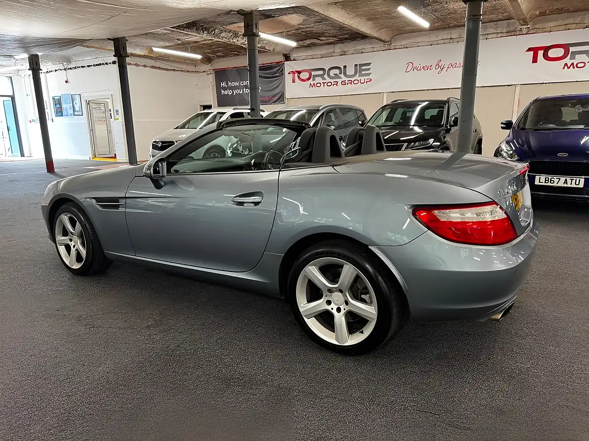 Used 2011 Mercedes-Benz Slk Edition 125 Silver - Interior and Exterior details 7