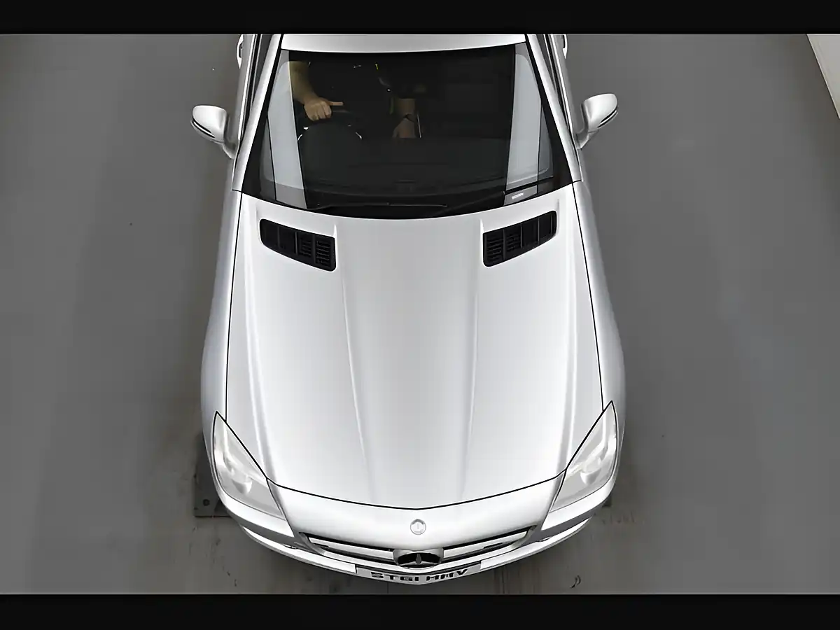 Used 2011 Mercedes-Benz Slk SLK200 Blueefficiency Silver - Interior and Exterior details 3