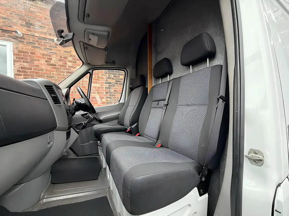 Used 2011 Mercedes-Benz Sprinter 313 White - Interior and Exterior details 12