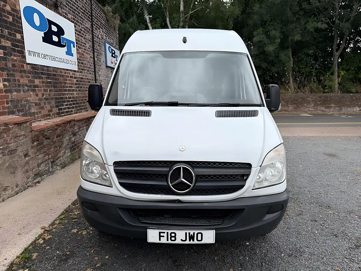Used 2011 Mercedes-Benz Sprinter 313 White - Interior and Exterior details 5