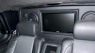 Used 2011 Mercedes-Benz Viano Ambiente Silver - Interior and Exterior details 12