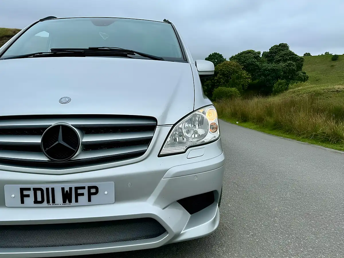 Used 2011 Mercedes Vito Dualiner L1 Silver - Interior and Exterior details 12