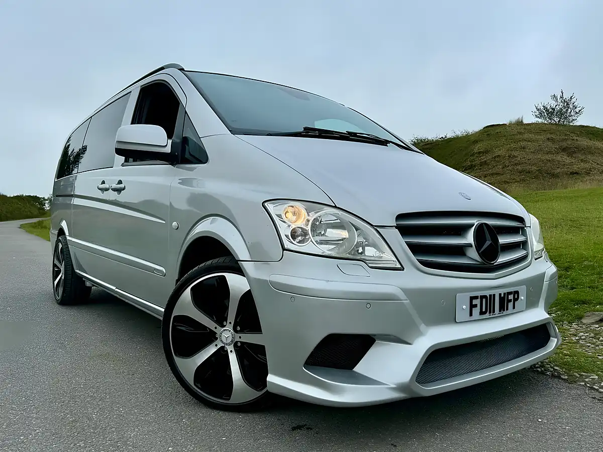 Used 2011 Mercedes Vito Dualiner L1 Silver - Interior and Exterior details 13